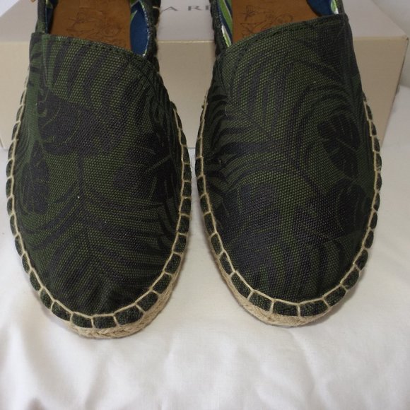 Ubuntu Canvas Slip Ons, Handmade Size 8.5, Excellent Condition! - Picture 7 of 10
